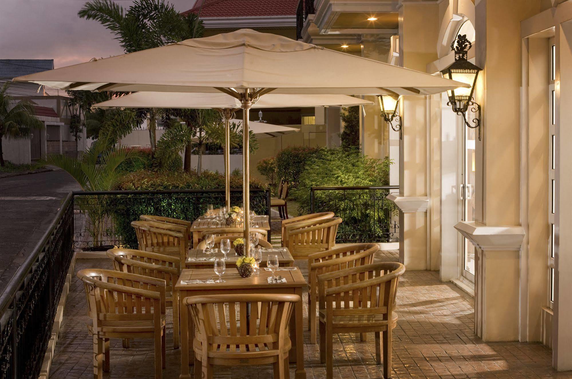 Hotel Venezia Legazpi Bagian luar foto